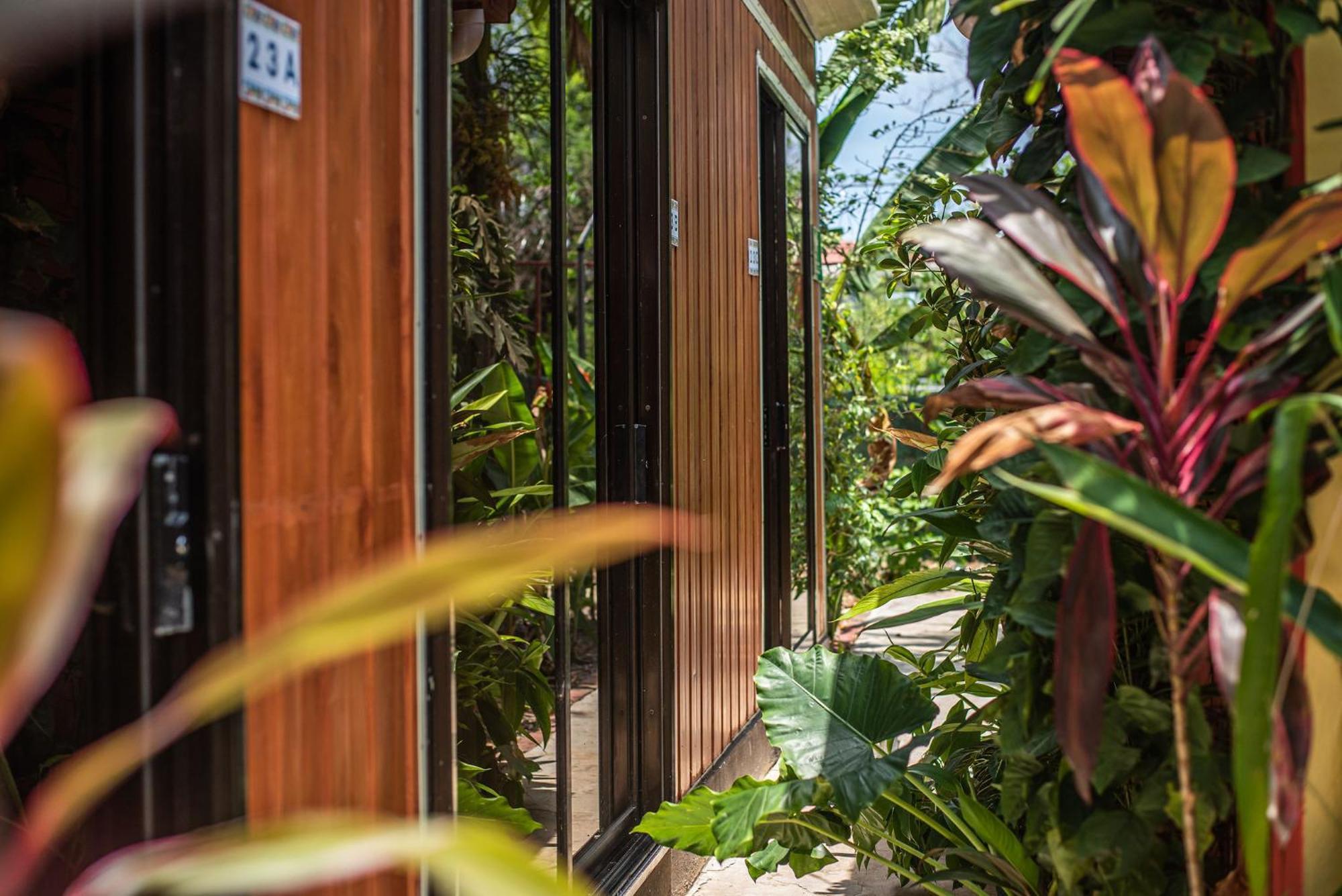 Jaco Lodge Quiet Hotel Exterior foto